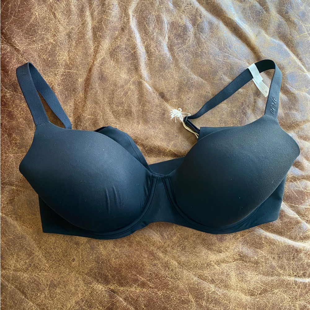 NEW Aerie Black Smooth Bra